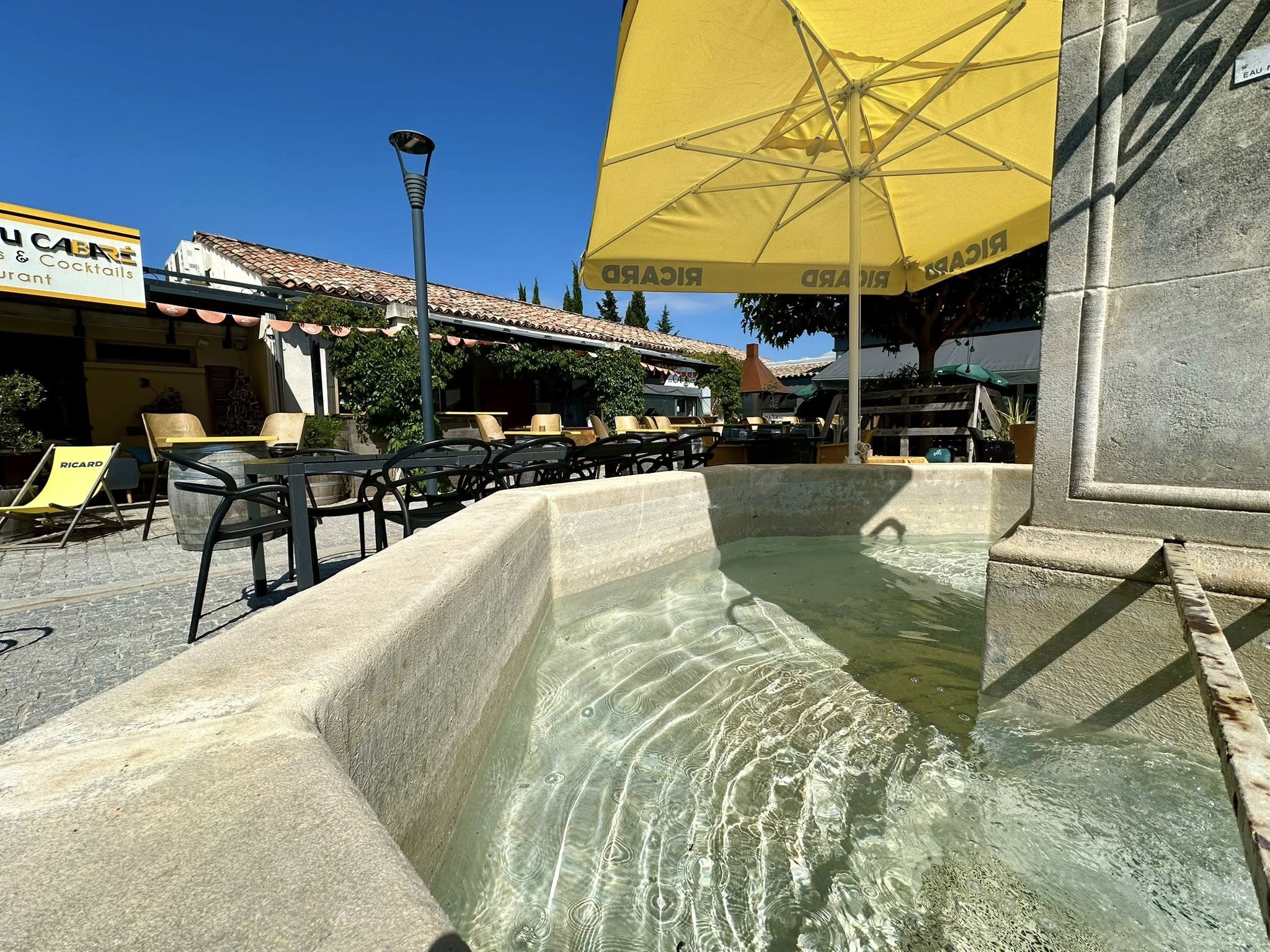 La terrasse du CabaRé — Bar ambiance & fontaine