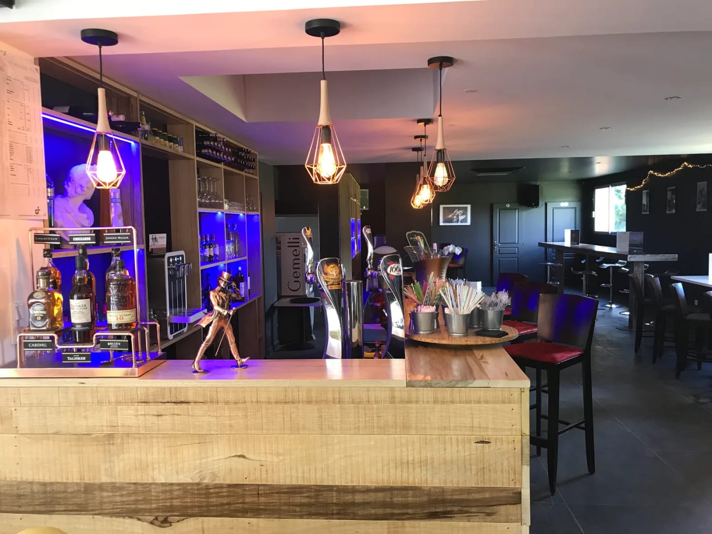 Le Salon du Cabaré — l'espace privatisable du CabaRé à Grignan